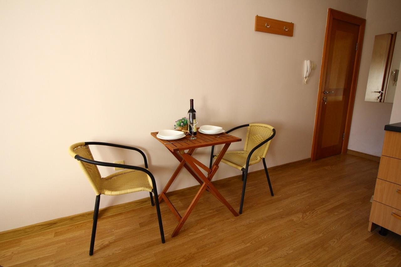 Apartments Astoria Hn Herceg Novi Exterior foto